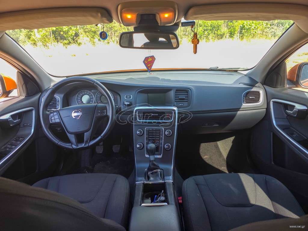 Volvo S60 4